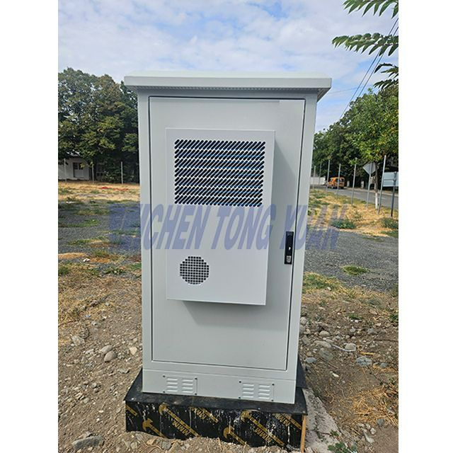IP55 Outdoor Telecom Cabinet Weatherproof Telecom Enclosure
