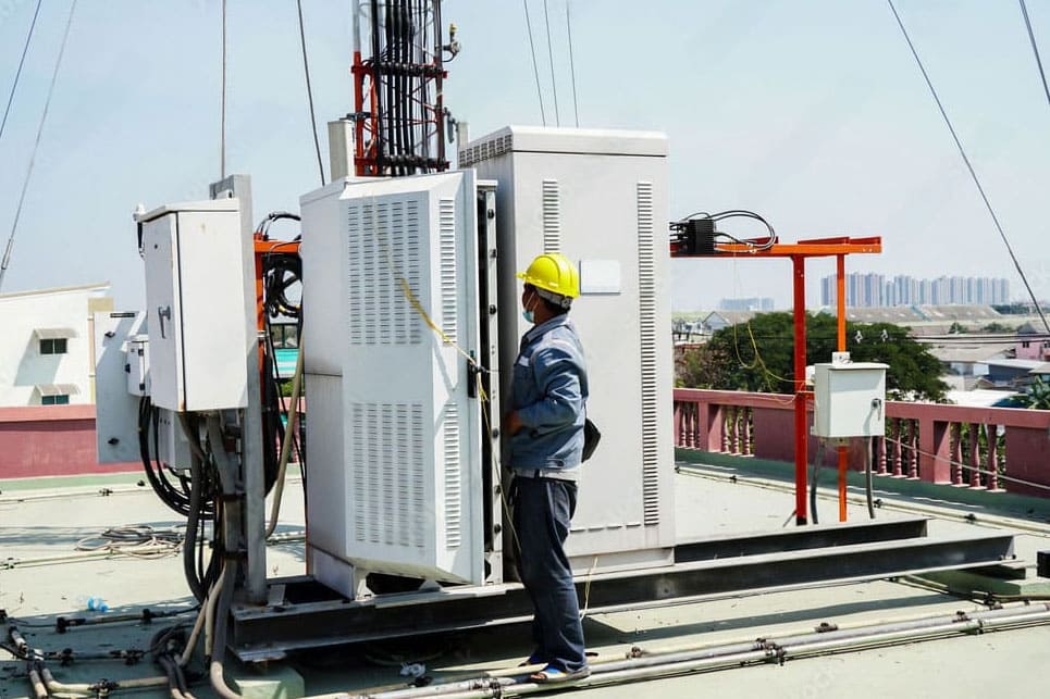 5G telecom enclosure