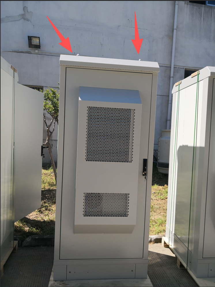 lifting eyes installed on outdoor telecom cabinet for crane lifting.png
